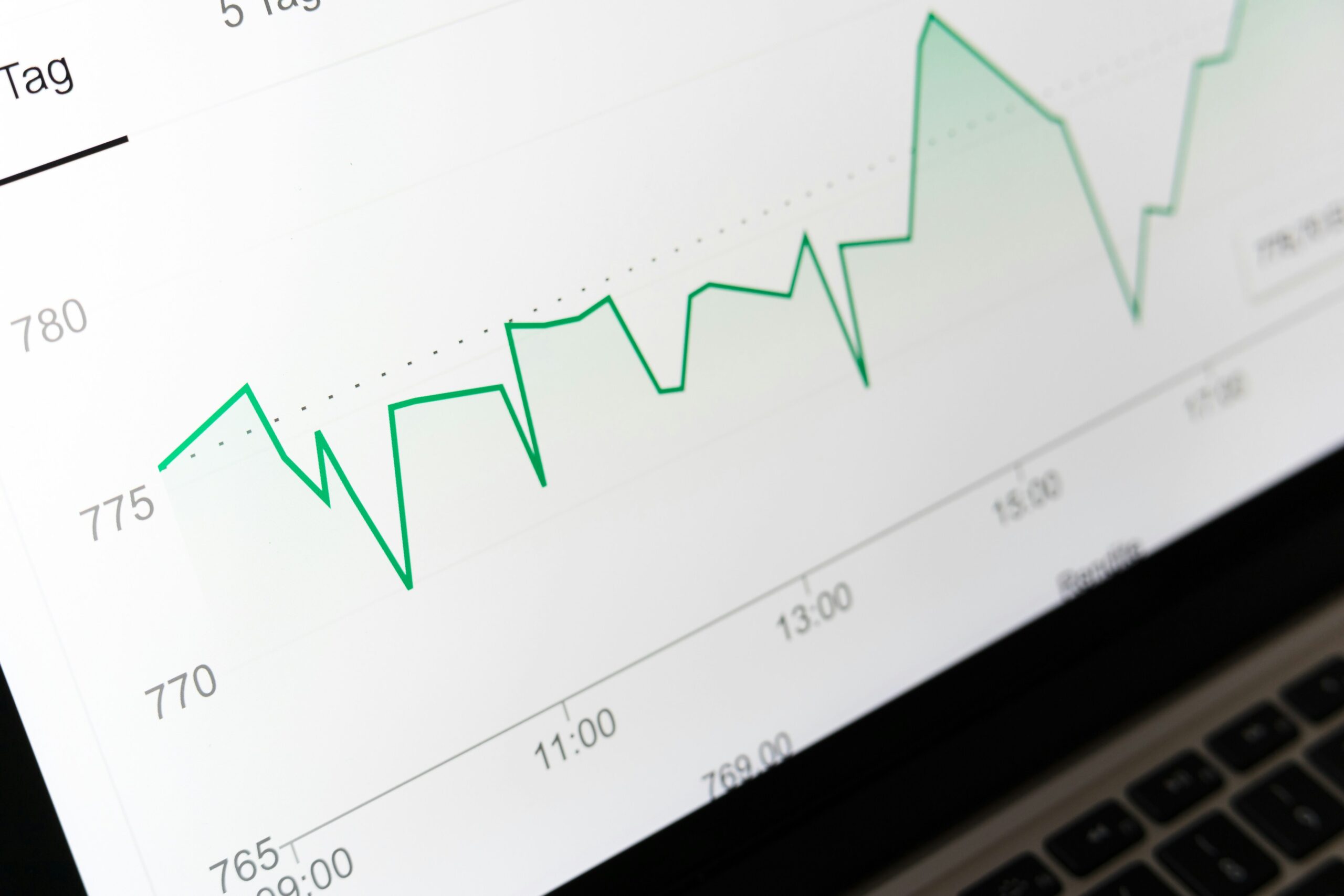 8 Outils de suivi de prix efficaces pour la veille tarifaire