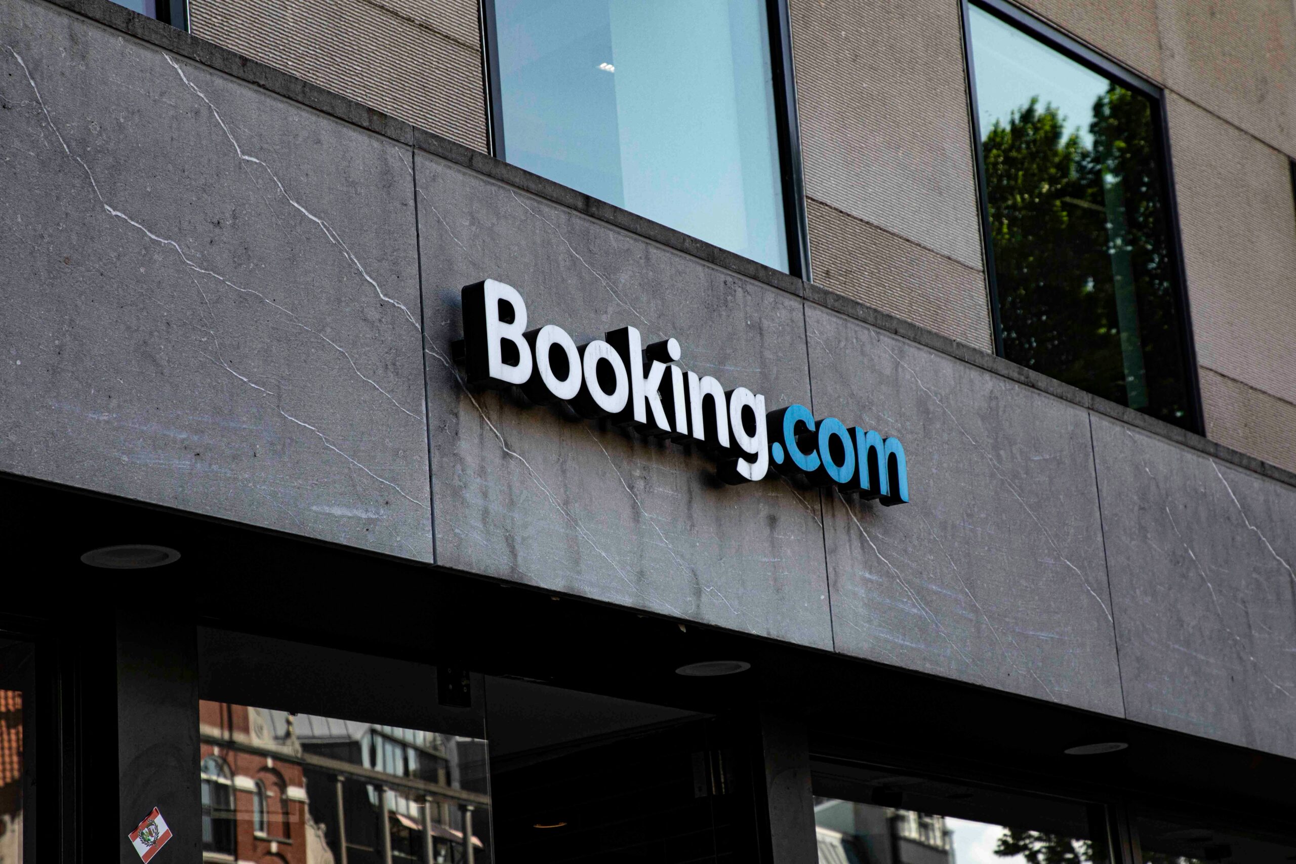 Le Scraping Booking : outil de collecte de données d’hôtels sans coder